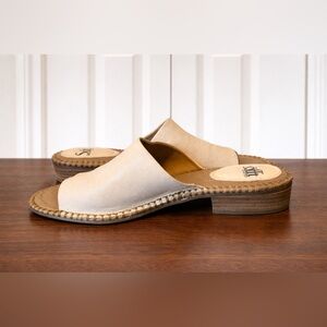 Comfort Leather Slide Sandals Neutral Casual Summer Soft Cushioned Womens 8.5